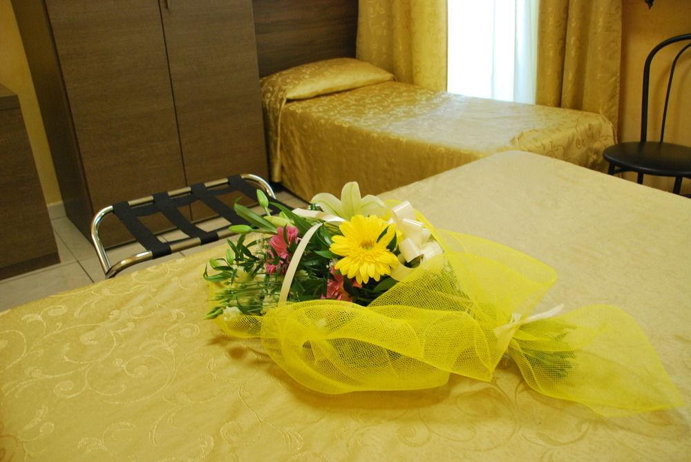Hotel Antico Distretto Турин Экстерьер фото