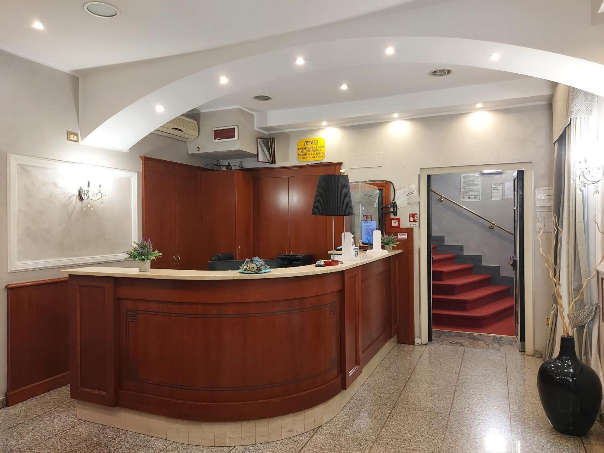 Hotel Antico Distretto Турин Экстерьер фото