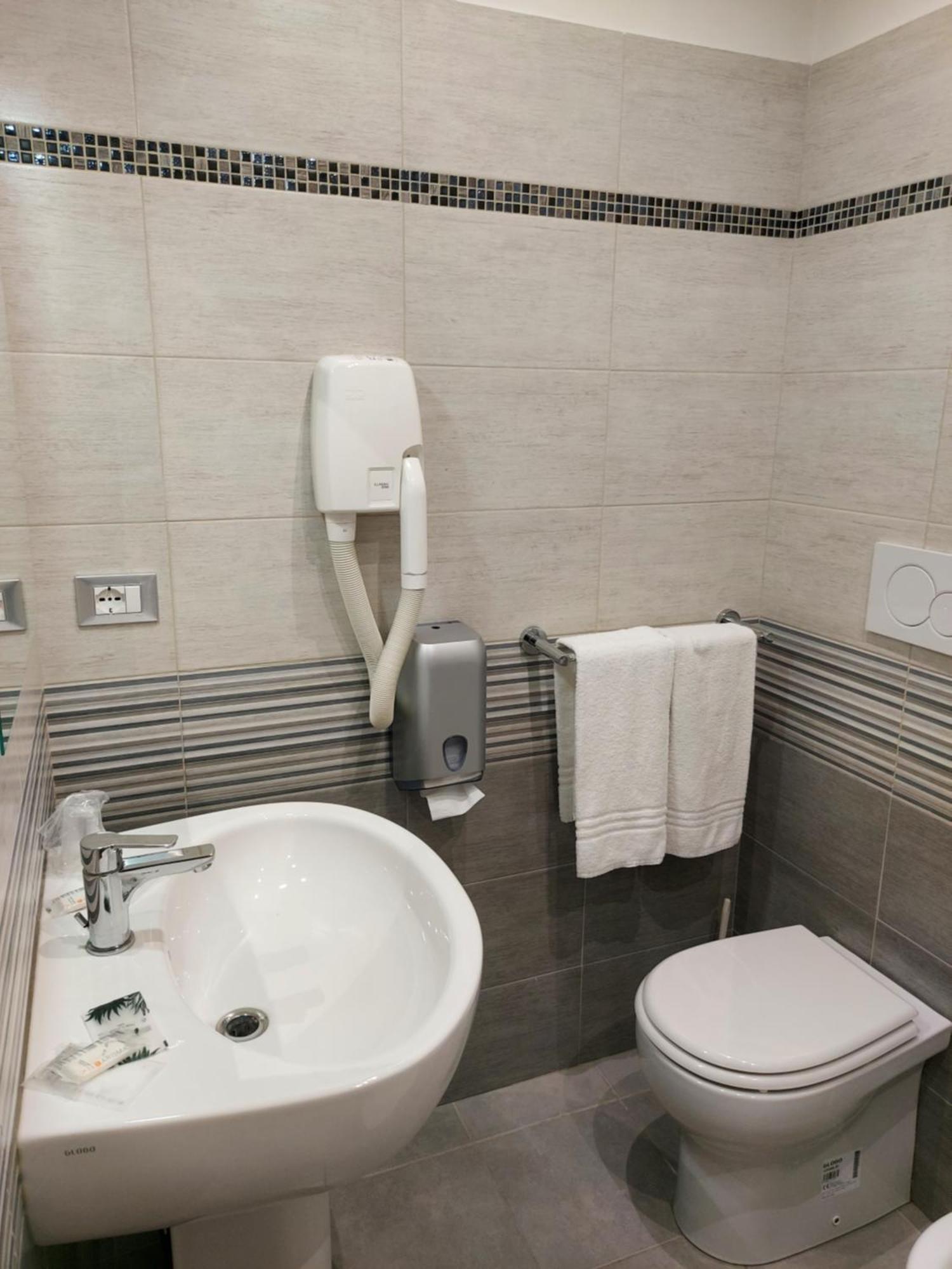 Hotel Antico Distretto Турин Экстерьер фото