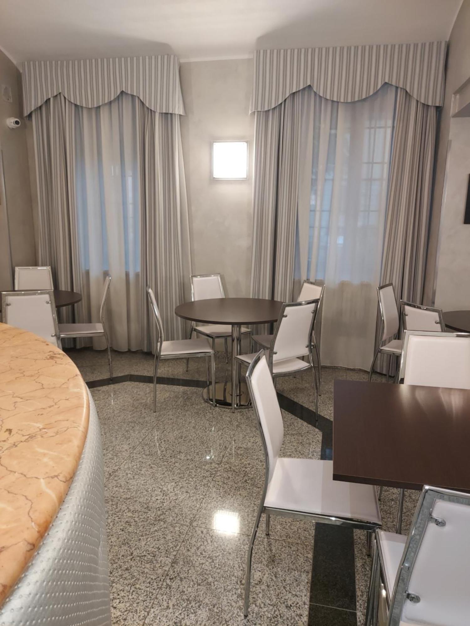 Hotel Antico Distretto Турин Экстерьер фото