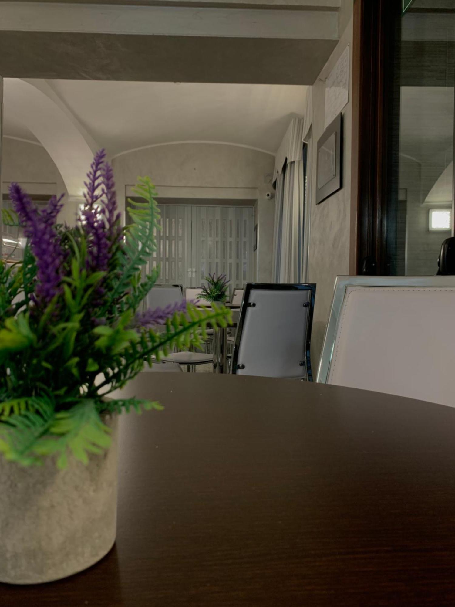 Hotel Antico Distretto Турин Экстерьер фото