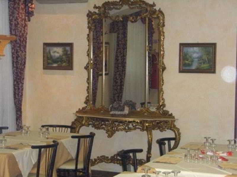 Hotel Antico Distretto Турин Экстерьер фото