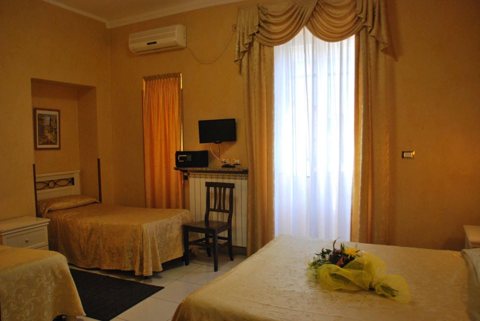 Hotel Antico Distretto Турин Экстерьер фото