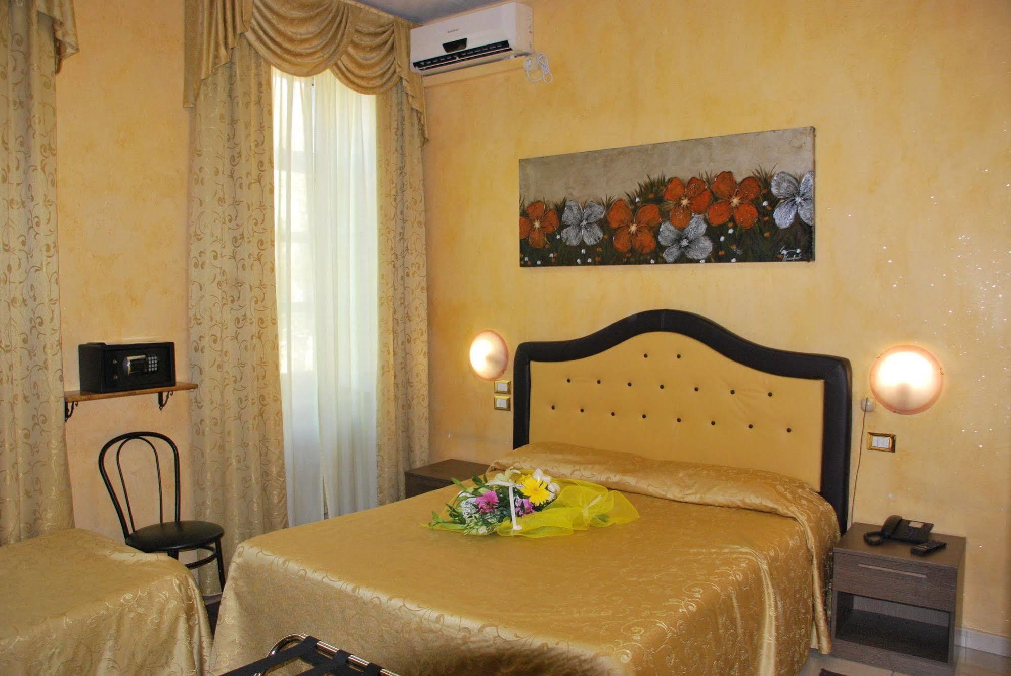 Hotel Antico Distretto Турин Экстерьер фото